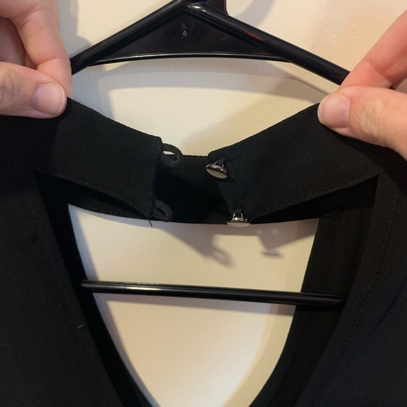 Black blouse - Picture 3 of 3